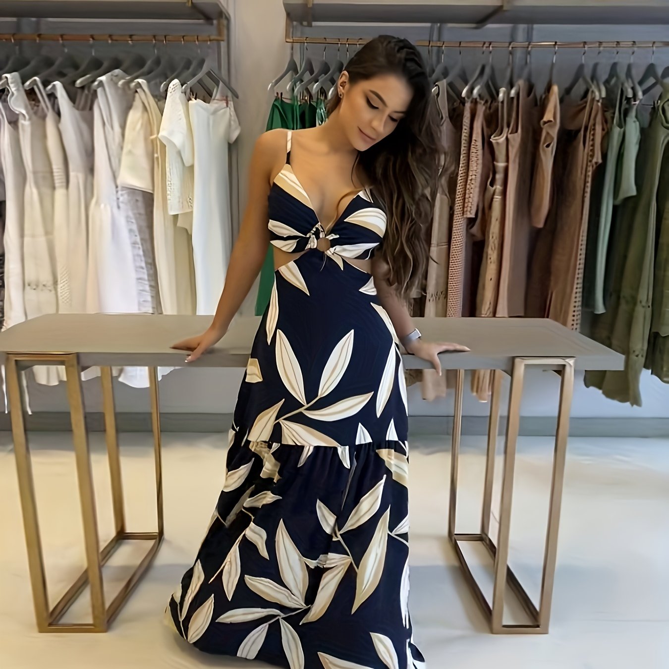 Vestido Estampado Modelo ҒΛRM Decote V com Amarração nas Costas