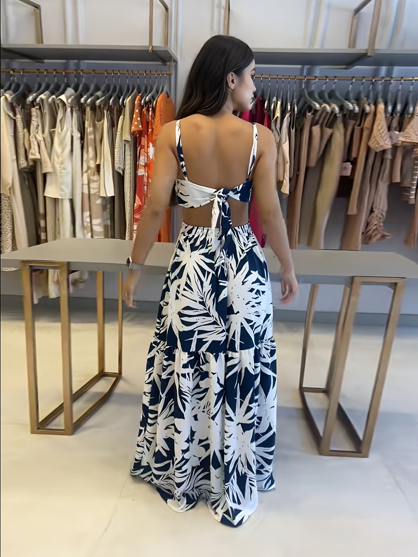Vestido Estampado Modelo ҒΛRM Decote V com Amarração nas Costas